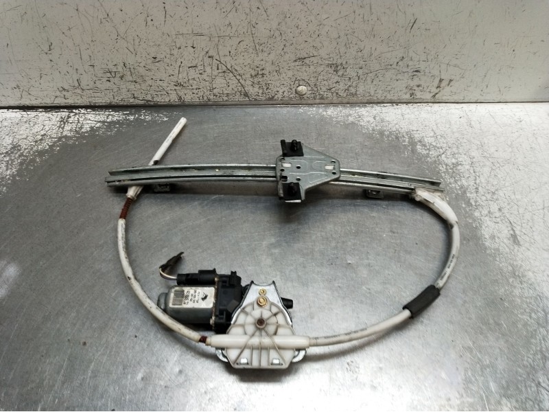 Recambio de elevalunas trasero derecho para renault megane i (ba0/1_) 1.9 dci (ba05, ba1f) referencia OEM IAM 400686T2 5P 