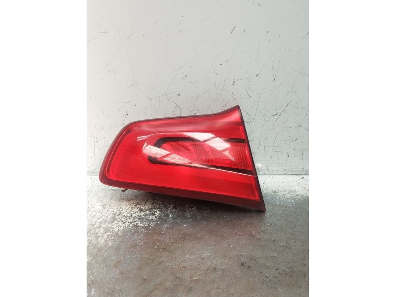 Recambio de piloto trasero izquierdo interior para kia sportage iii (sl) 1.6 gdi referencia OEM IAM   