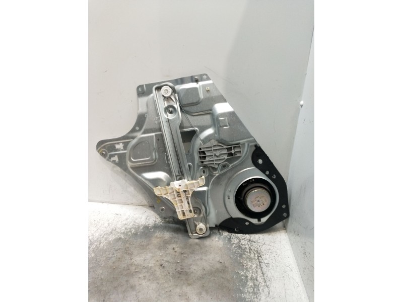 Recambio de elevalunas trasero derecho para kia sportage iii (sl) 1.6 gdi referencia OEM IAM 834803U000  