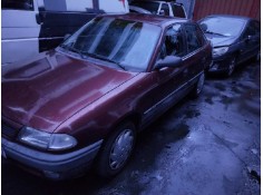 opel astra f berlina del año 1996