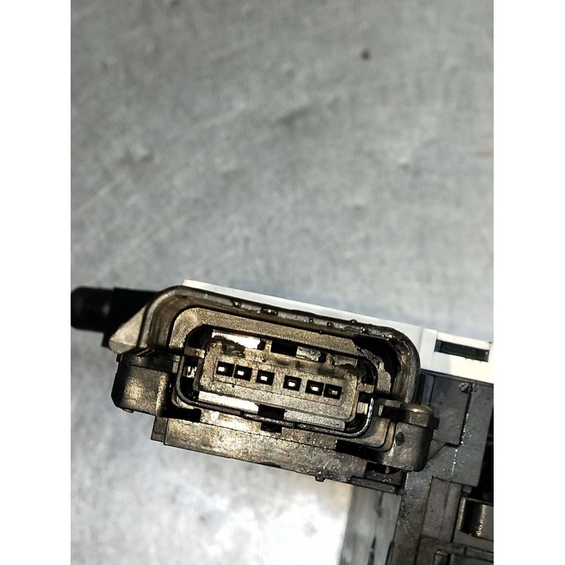 Recambio de motor cierre centralizado delantero derecho para citroën c4 grand picasso i (ua_) 1.6 hdi referencia OEM IAM 2409981