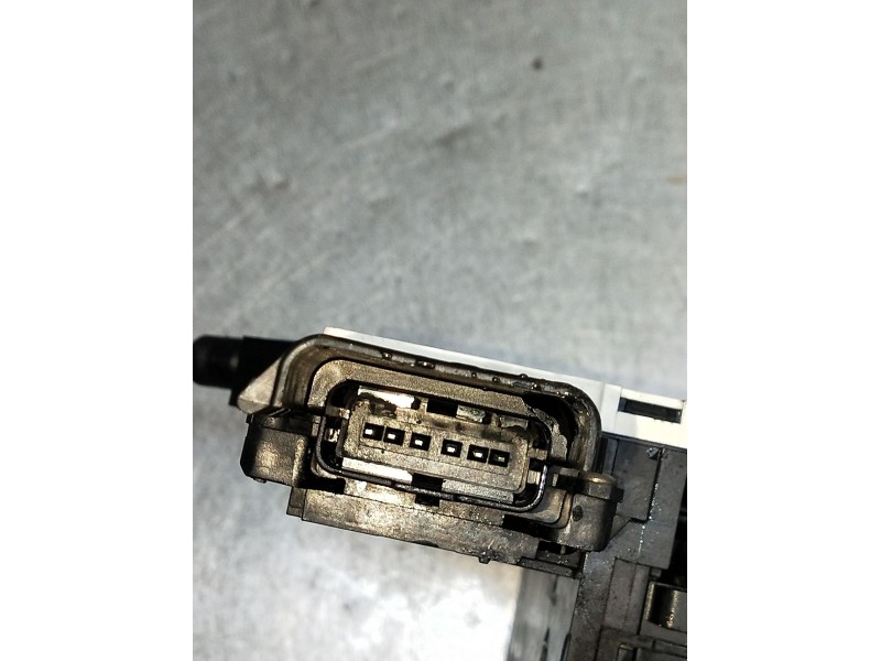 Recambio de motor cierre centralizado delantero derecho para citroën c4 grand picasso i (ua_) 1.6 hdi referencia OEM IAM 2409981