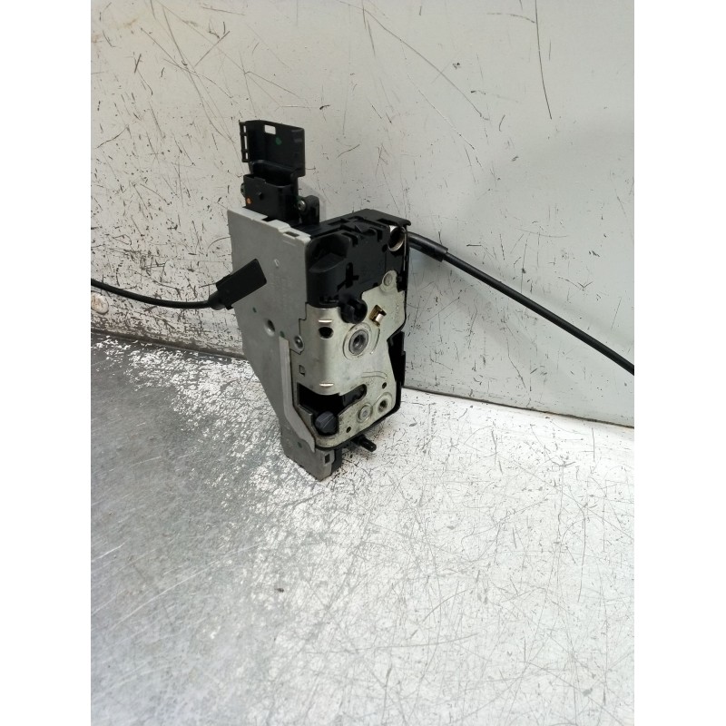 Recambio de motor cierre centralizado trasero izquierdo para citroën c4 grand picasso i (ua_) 1.6 hdi referencia OEM IAM 2409015