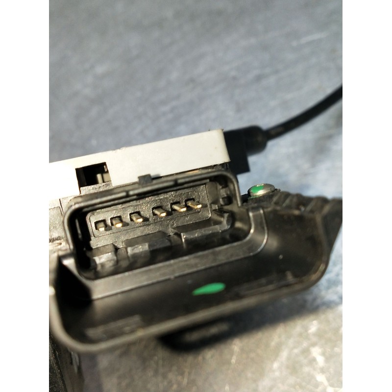 Recambio de motor cierre centralizado trasero izquierdo para citroën c4 grand picasso i (ua_) 1.6 hdi referencia OEM IAM 2409015