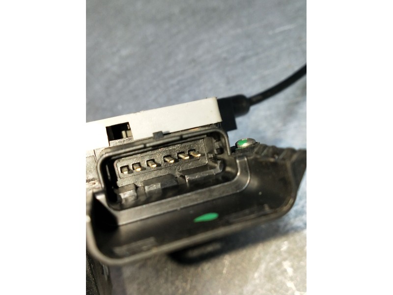 Recambio de motor cierre centralizado trasero izquierdo para citroën c4 grand picasso i (ua_) 1.6 hdi referencia OEM IAM 2409015