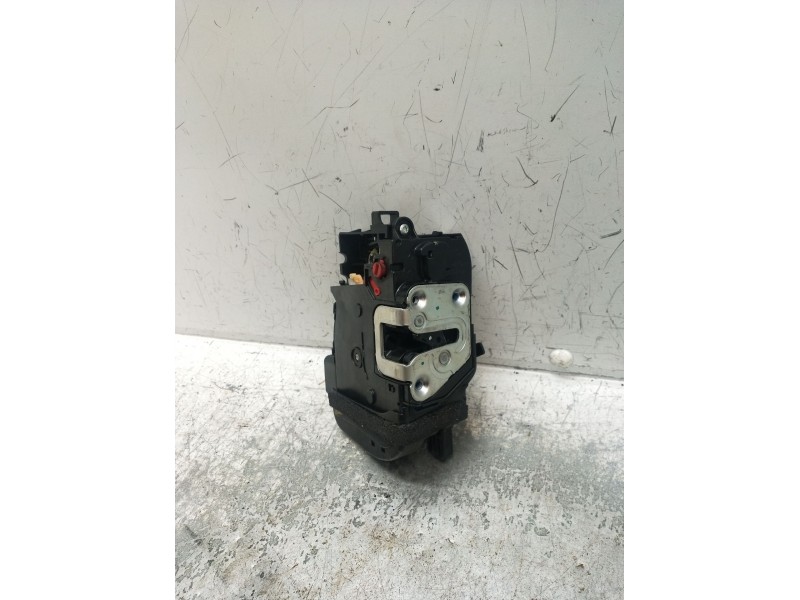 Recambio de motor cierre centralizado trasero izquierdo para kia sportage iii (sl) 1.6 gdi referencia OEM IAM 814103U000 5P 