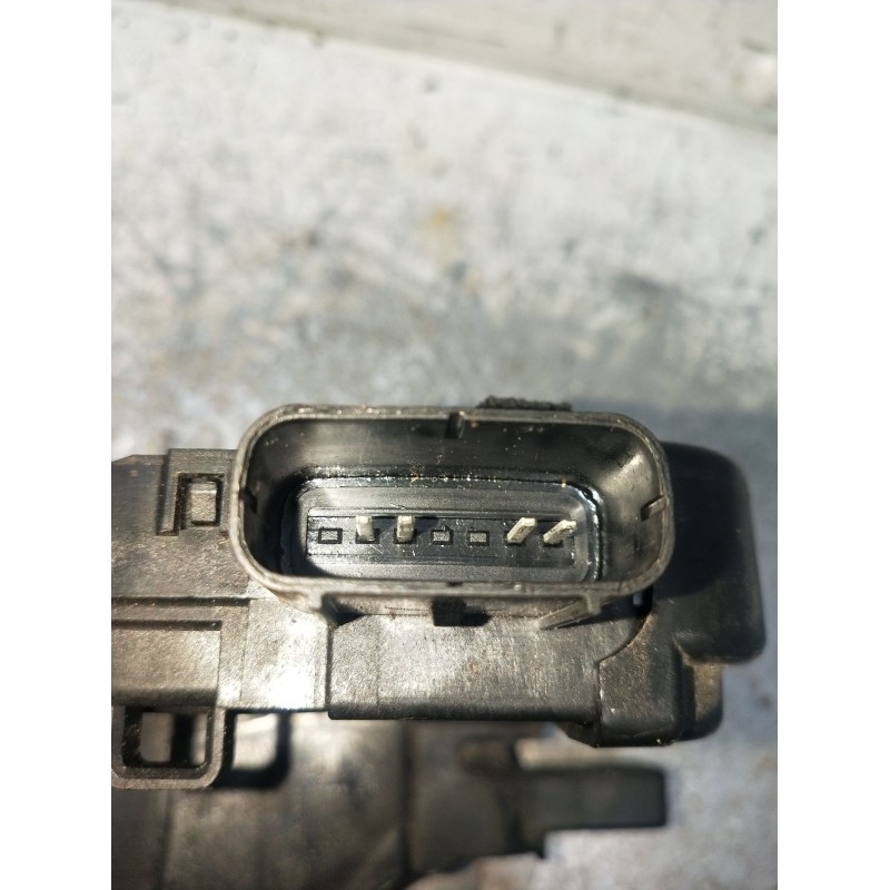 Recambio de motor cierre centralizado trasero izquierdo para kia sportage iii (sl) 1.6 gdi referencia OEM IAM 814103U000 5P 