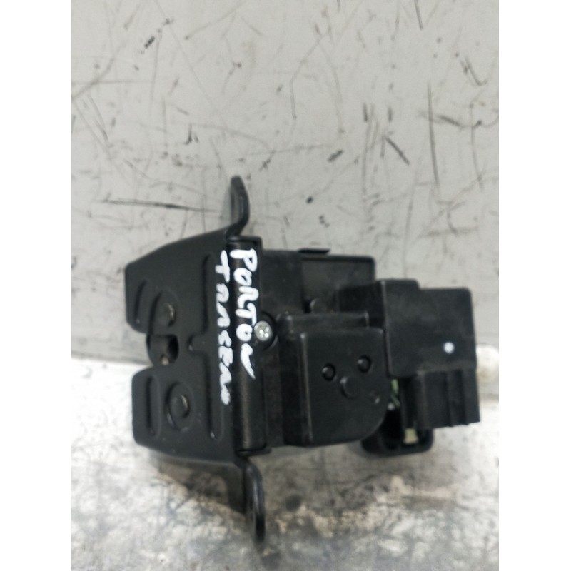 Recambio de motor cierre centralizado porton para kia sportage iii (sl) 1.6 gdi referencia OEM IAM 812303W000 5P 