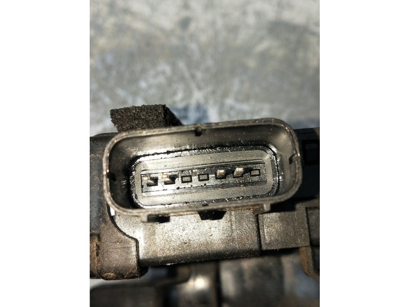 Recambio de motor cierre centralizado trasero derecho para kia sportage iii (sl) 1.6 gdi referencia OEM IAM 814203U000  