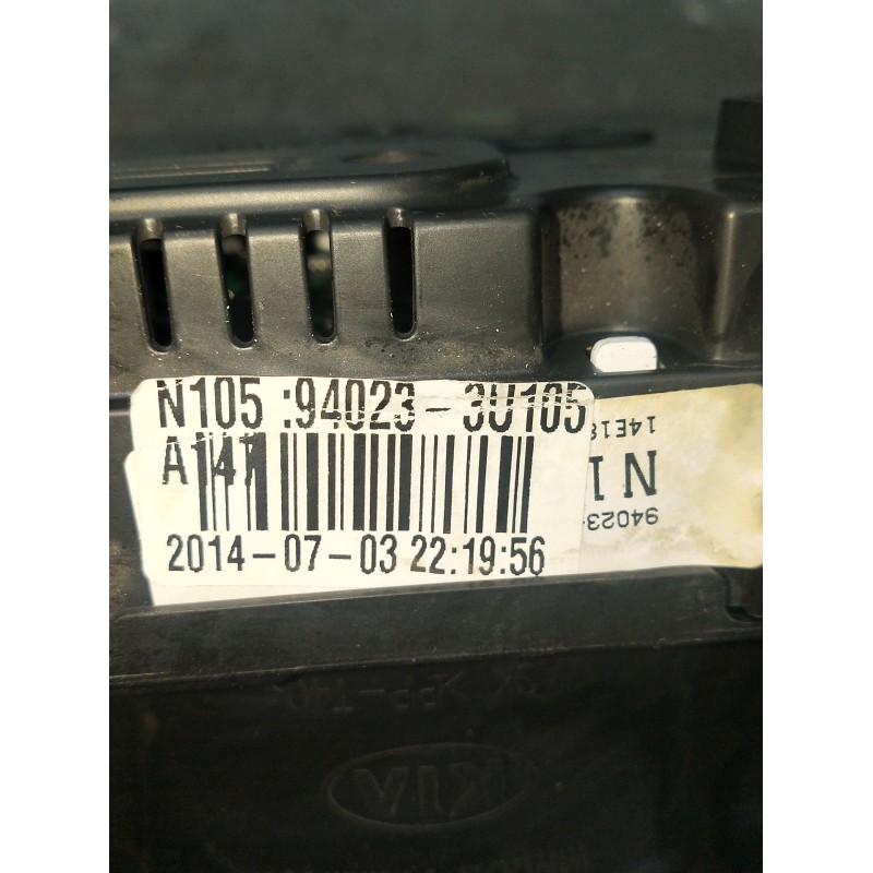 Recambio de cuadro instrumentos para kia sportage iii (sl) 1.6 gdi referencia OEM IAM 940233U105  