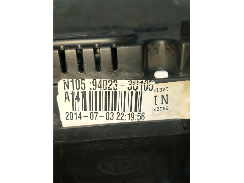 Recambio de cuadro instrumentos para kia sportage iii (sl) 1.6 gdi referencia OEM IAM 940233U105  