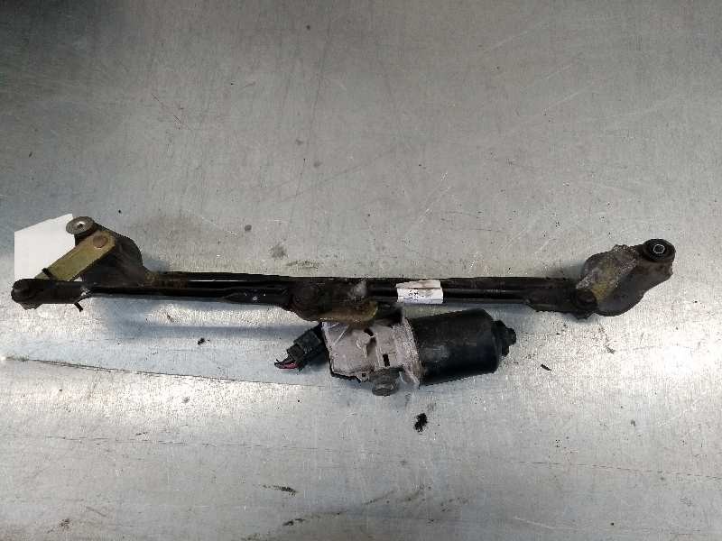 Recambio de motor limpia delantero para kia cerato 2.0 turbodiesel cat referencia OEM IAM 03417760 981102F000 