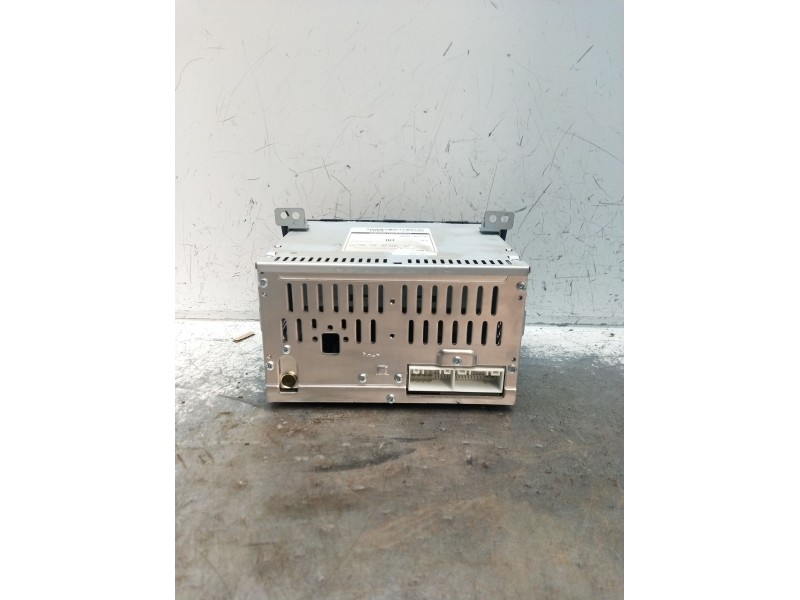 Recambio de sistema audio / radio cd para kia sportage iii (sl) 1.6 gdi referencia OEM IAM 20140515SB01 AM110IWEE 