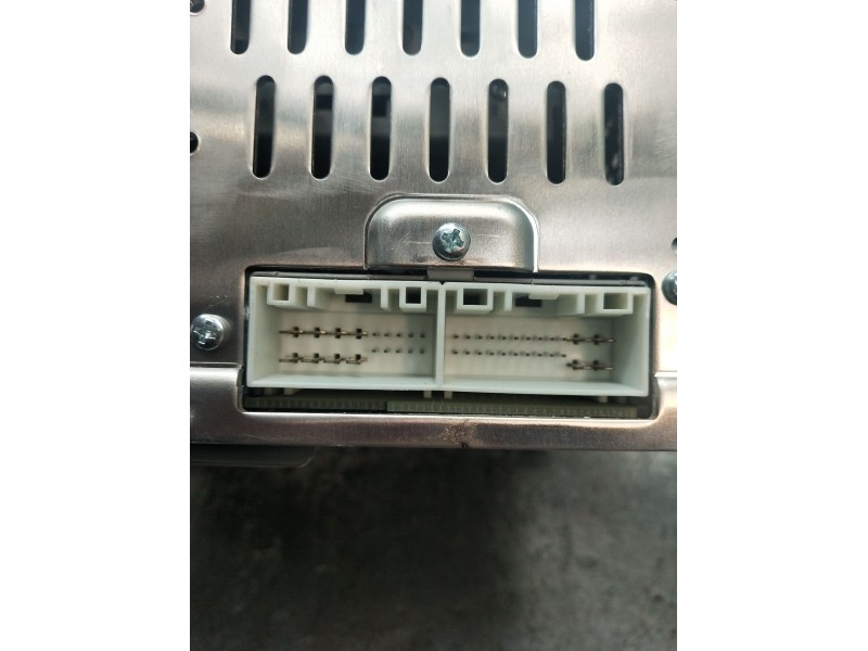 Recambio de sistema audio / radio cd para kia sportage iii (sl) 1.6 gdi referencia OEM IAM 20140515SB01 AM110IWEE 