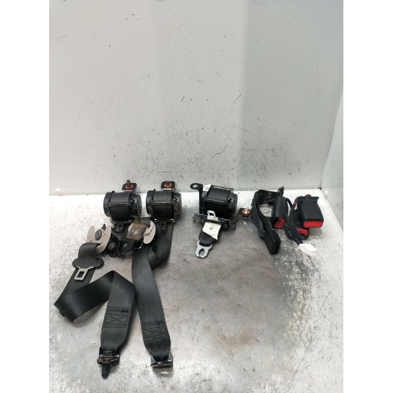 Recambio de juego cinturones trasero para kia sportage iii (sl) 1.6 gdi referencia OEM IAM 625953000A  