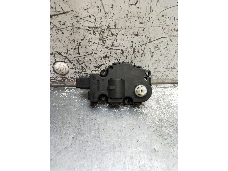 Recambio de motor apertura trampillas climatizador para citroën c4 grand picasso i (ua_) 1.6 hdi referencia OEM IAM 31052008 212