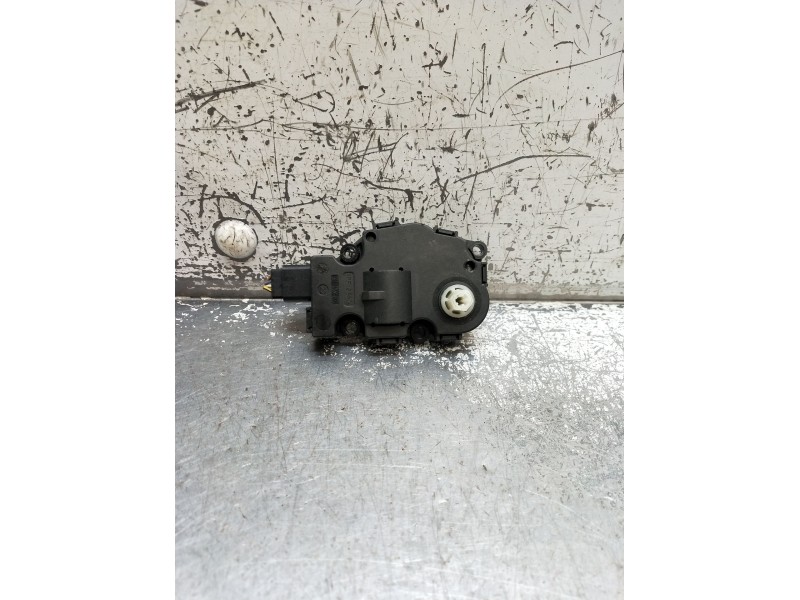 Recambio de motor apertura trampillas climatizador para citroën c4 grand picasso i (ua_) 1.6 hdi referencia OEM IAM 31052008 212