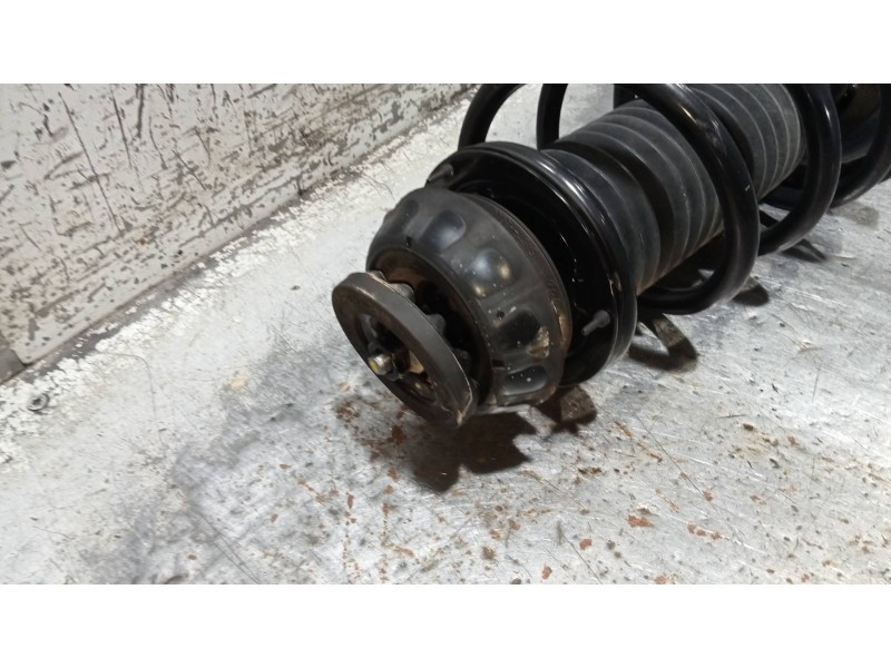 Recambio de amortiguador delantero derecho para kia stonic (ybcuv) business referencia OEM IAM 7726H530  
