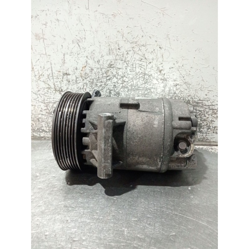 Recambio de compresor aire acondicionado para renault scénic ii (jm0/1_) 1.9 dci (jm0g, jm12, jm1g, jm2c) referencia OEM IAM 820