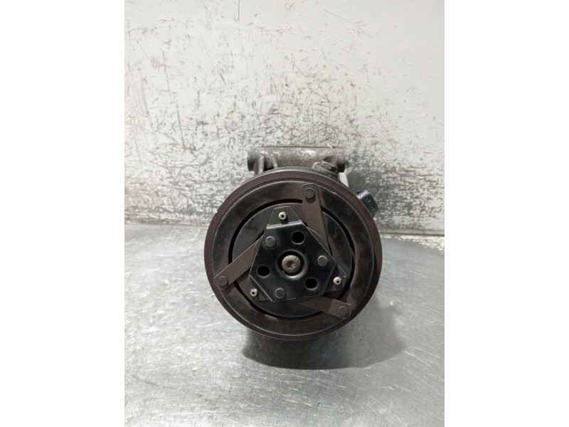 Recambio de compresor aire acondicionado para renault scénic ii (jm0/1_) 1.9 dci (jm0g, jm12, jm1g, jm2c) referencia OEM IAM 820