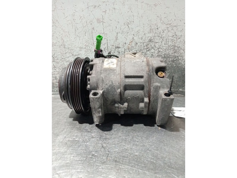 Recambio de compresor aire acondicionado para audi a6 c5 (4b2, 4b4) 2.5 tdi referencia OEM IAM 4B0260805C  
