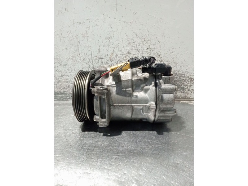 Recambio de compresor aire acondicionado para peugeot 5008 (0u_, 0e_) 1.6 hdi referencia OEM IAM 9800839580  
