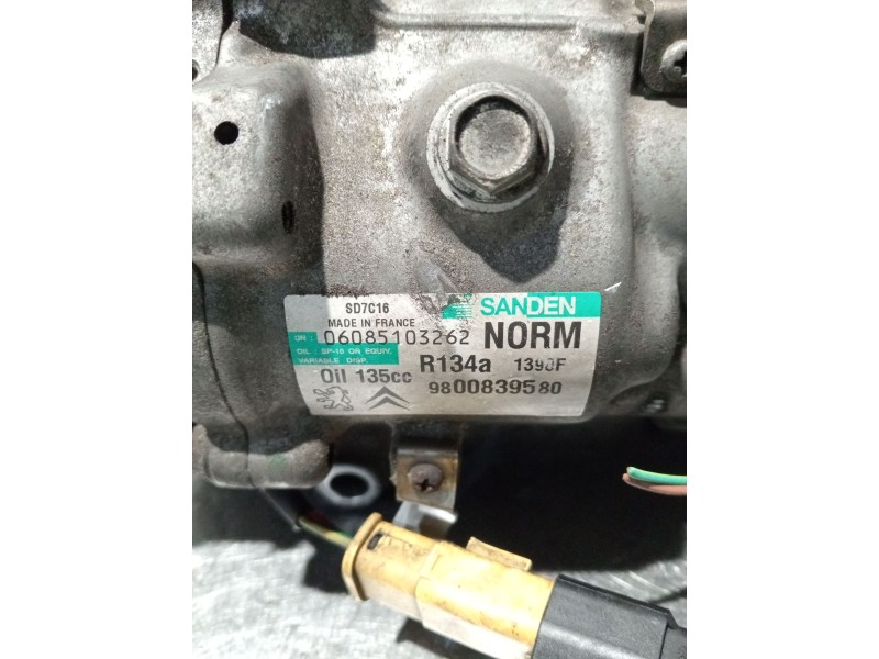 Recambio de compresor aire acondicionado para peugeot 5008 (0u_, 0e_) 1.6 hdi referencia OEM IAM 9800839580  