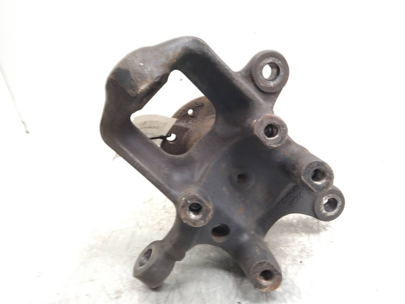 Recambio de mangueta delantera izquierda para mercedes sprinter (w901,w904) caja cerr. 312 d (903.461-462) referencia OEM IAM   