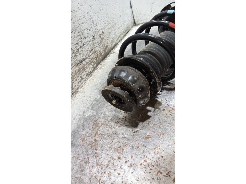 Recambio de amortiguador delantero izquierdo para kia stonic (ybcuv) business referencia OEM IAM 7726H530  