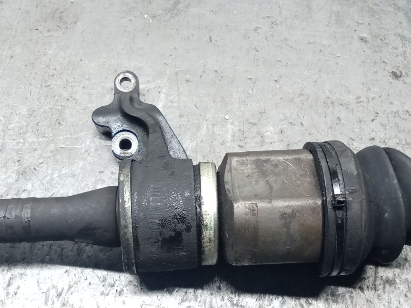 Recambio de transmision delantera derecha para hyundai matrix (fc) 1.5 crdi referencia OEM IAM C05C06  