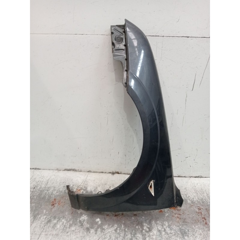 Recambio de aleta delantera izquierda para ford mondeo iii sedán (b4y) 1.8 16v referencia OEM IAM   