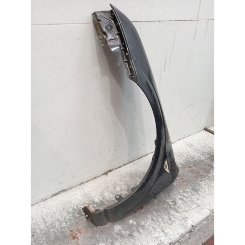 Recambio de aleta delantera izquierda para ford mondeo iii sedán (b4y) 1.8 16v referencia OEM IAM   