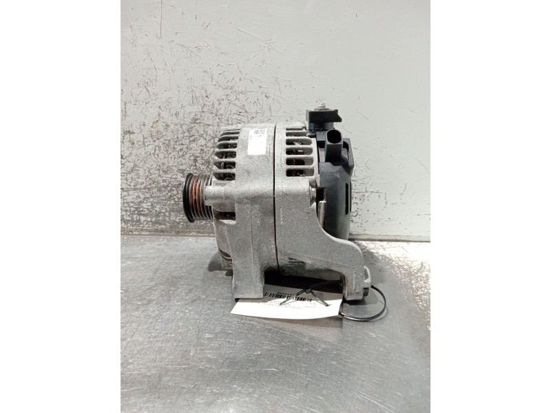 Recambio de alternador para bmw 3 touring (f31) 318 d referencia OEM IAM 764013203 1042106721 