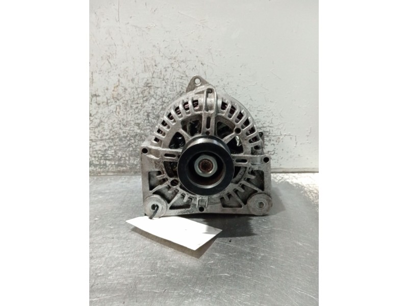 Recambio de alternador para renault scénic ii (jm0/1_) 1.9 dci (jm0g, jm12, jm1g, jm2c) referencia OEM IAM TG11C061  