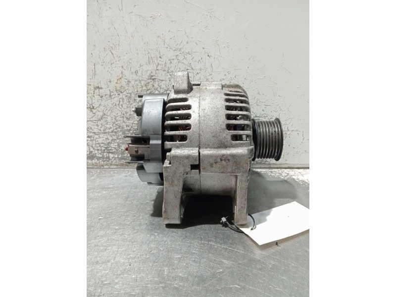 Recambio de alternador para renault scénic ii (jm0/1_) 1.9 dci (jm0g, jm12, jm1g, jm2c) referencia OEM IAM TG11C061  