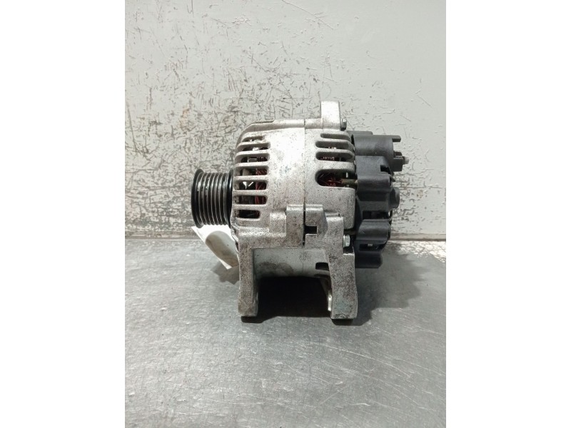 Recambio de alternador para renault scénic ii (jm0/1_) 1.9 dci (jm0g, jm12, jm1g, jm2c) referencia OEM IAM TG11C061  