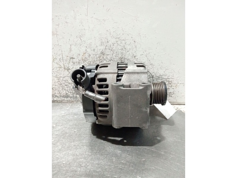 Recambio de alternador para mini mini (r56) one referencia OEM IAM V757565080 0121615025 
