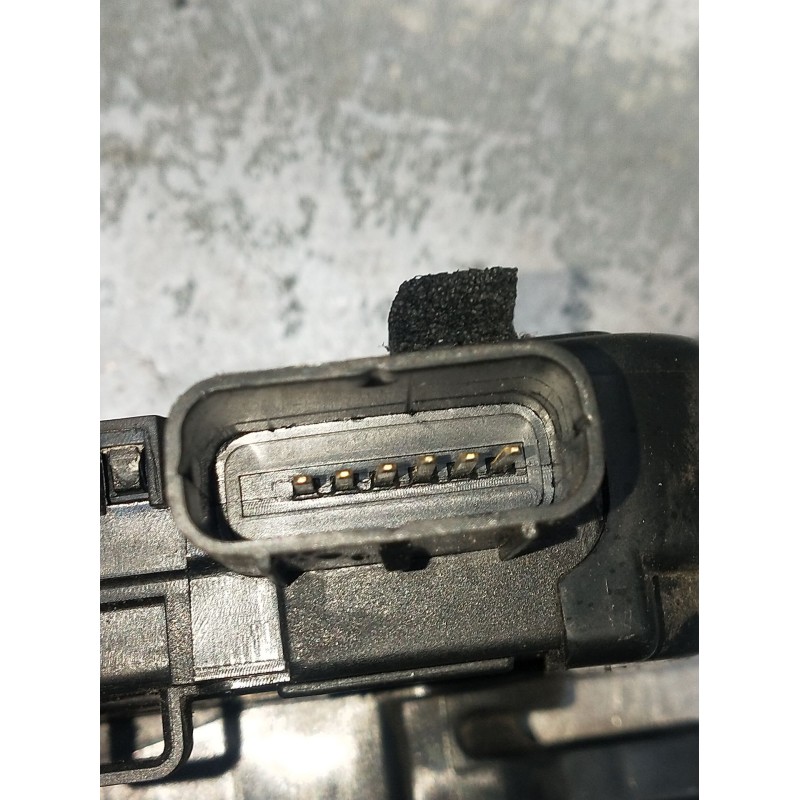 Recambio de motor cierre centralizado delantero izquierdo para kia sportage iii (sl) 1.6 gdi referencia OEM IAM  813103U000 5P