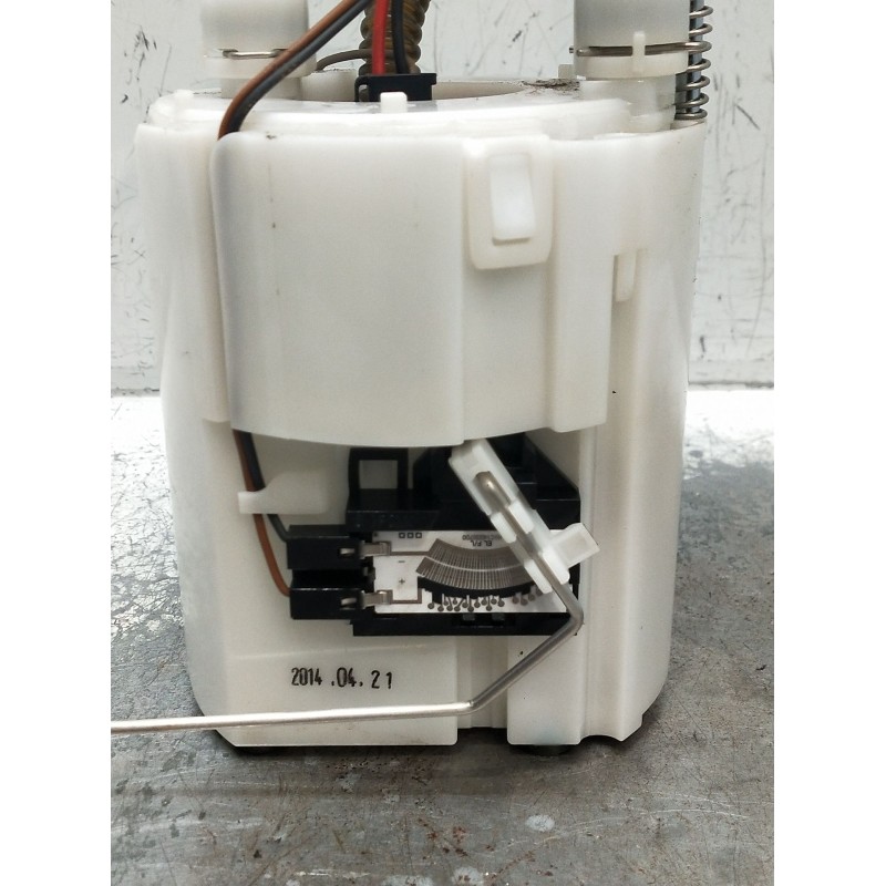 Recambio de bomba combustible para kia sportage iii (sl) 1.6 gdi referencia OEM IAM 311102Y400  