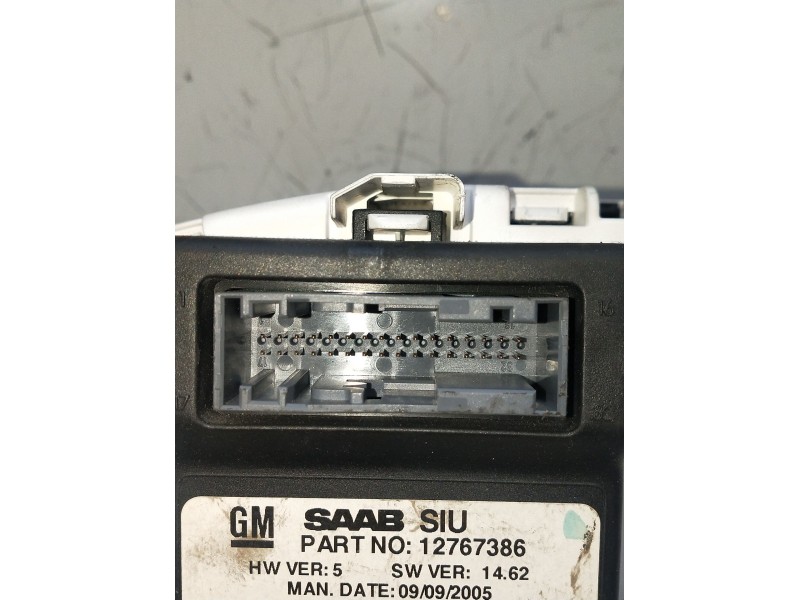 Recambio de cuadro instrumentos para saab 9-5 (ys3e) 2.3 turbo referencia OEM IAM 84006370100 004006370100 