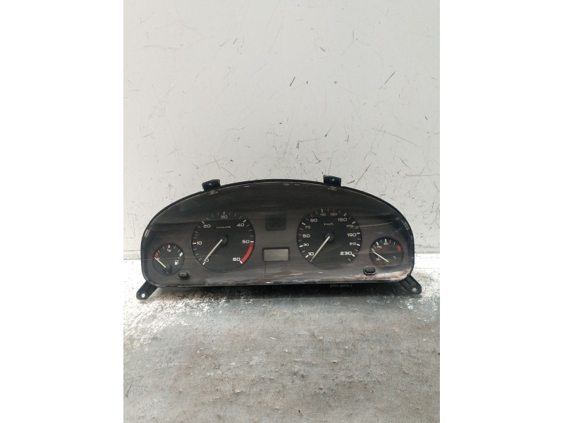 Recambio de cuadro instrumentos para peugeot 406 (8b) 2.0 hdi 110 referencia OEM IAM 9630372780  