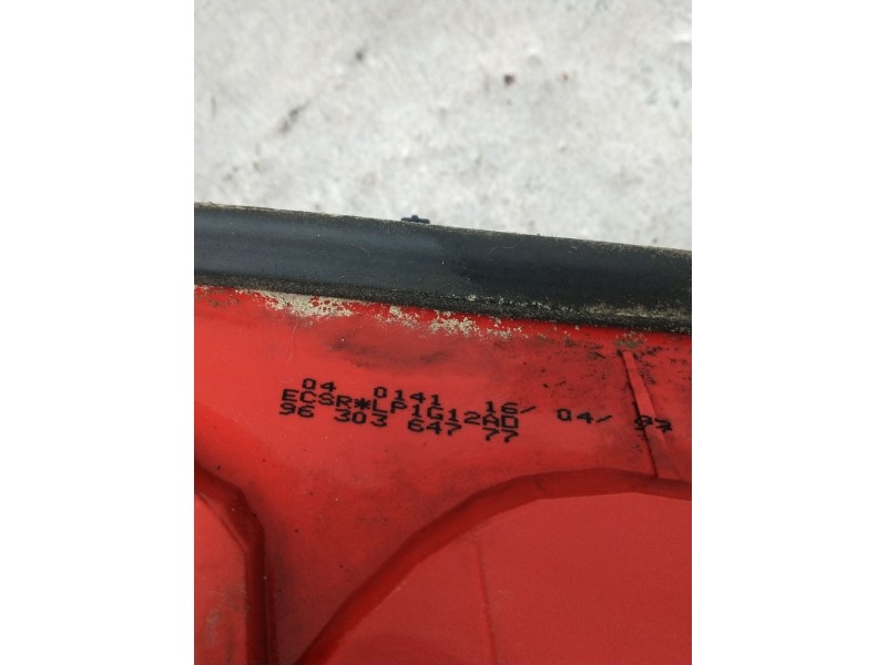 Recambio de piloto trasero derecho para peugeot 406 (8b) 2.0 hdi 110 referencia OEM IAM 9630364777  