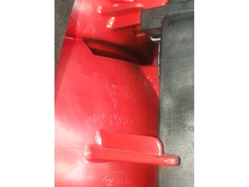 Recambio de piloto trasero izquierdo para saab 9-5 (ys3e) 2.3 turbo referencia OEM IAM 12755795  