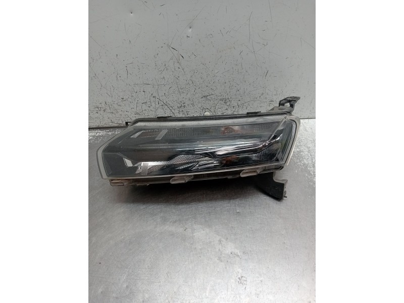 Recambio de piloto delantero izquierdo para dacia spring ev (b6m1) referencia OEM IAM LN5001RL 266052417R 4121020RD02