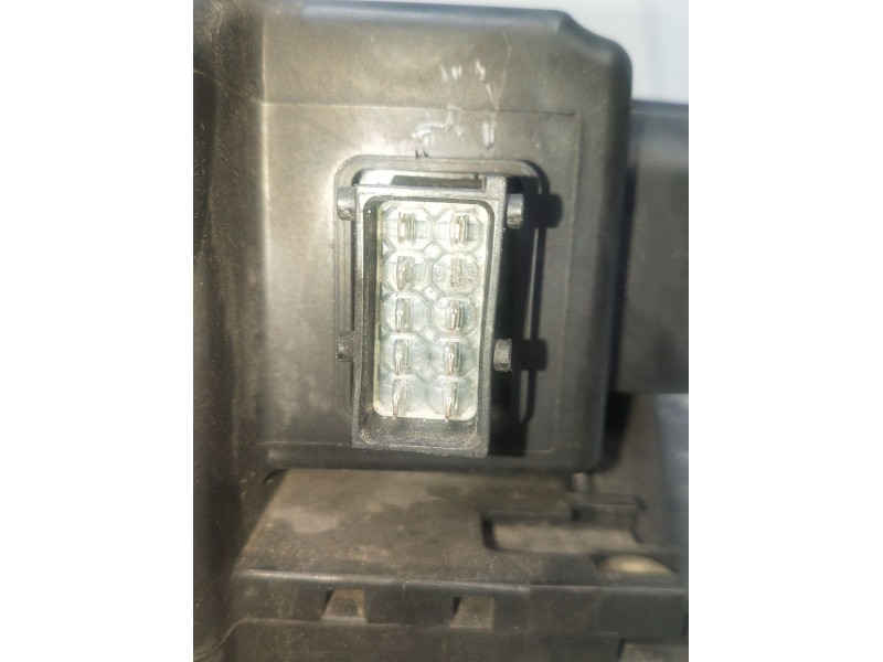 Recambio de faro derecho para saab 9-5 (ys3e) 2.3 turbo referencia OEM IAM 89030463  