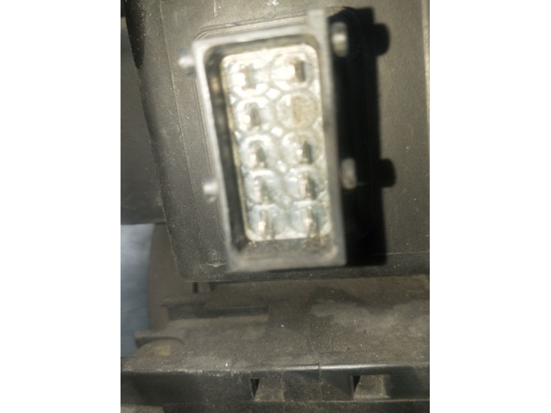 Recambio de faro izquierdo para saab 9-5 (ys3e) 2.3 turbo referencia OEM IAM   