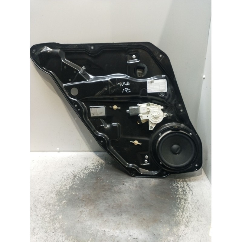 Recambio de elevalunas trasero izquierdo para mercedes-benz clase m (w164) 320 / 350 cdi (164.122) referencia OEM IAM A164820300