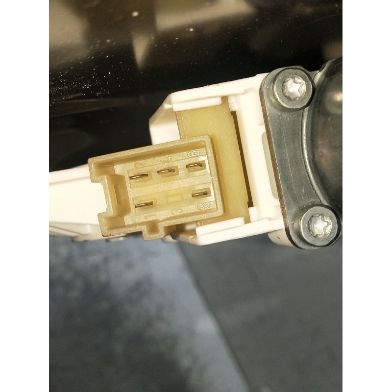 Recambio de elevalunas trasero izquierdo para mercedes-benz clase m (w164) 320 / 350 cdi (164.122) referencia OEM IAM A164820300