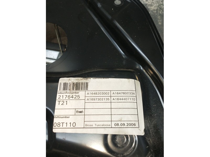 Recambio de elevalunas trasero izquierdo para mercedes-benz clase m (w164) 320 / 350 cdi (164.122) referencia OEM IAM A164820300