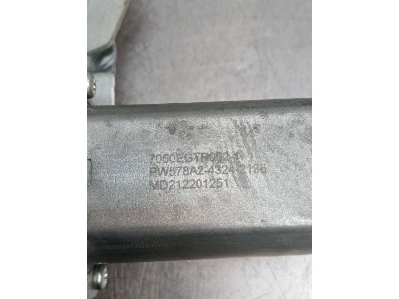 Recambio de elevalunas trasero derecho para dacia spring ev (b6m1) referencia OEM IAM MD212201251  